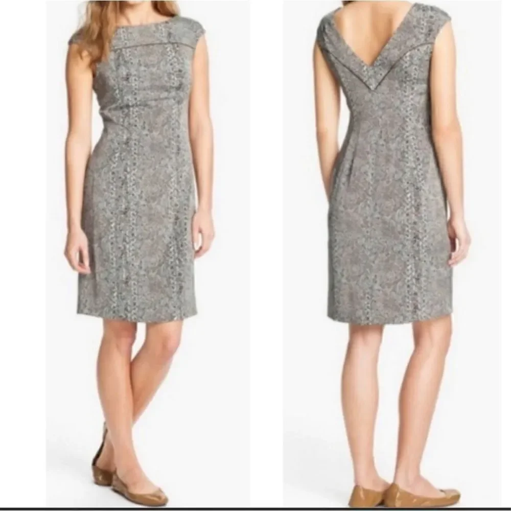 Tory Burch Carter Logo Print Sheath Sleeveless Dress Tan Blue Women’s Size 2 / S